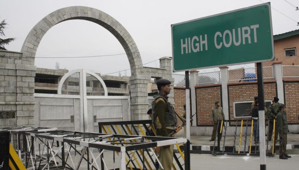 jammu-and-kashmir-high-court-grants-ut.-government-20-days-to-submit-final-stand-on-gulmarg-lease-issue