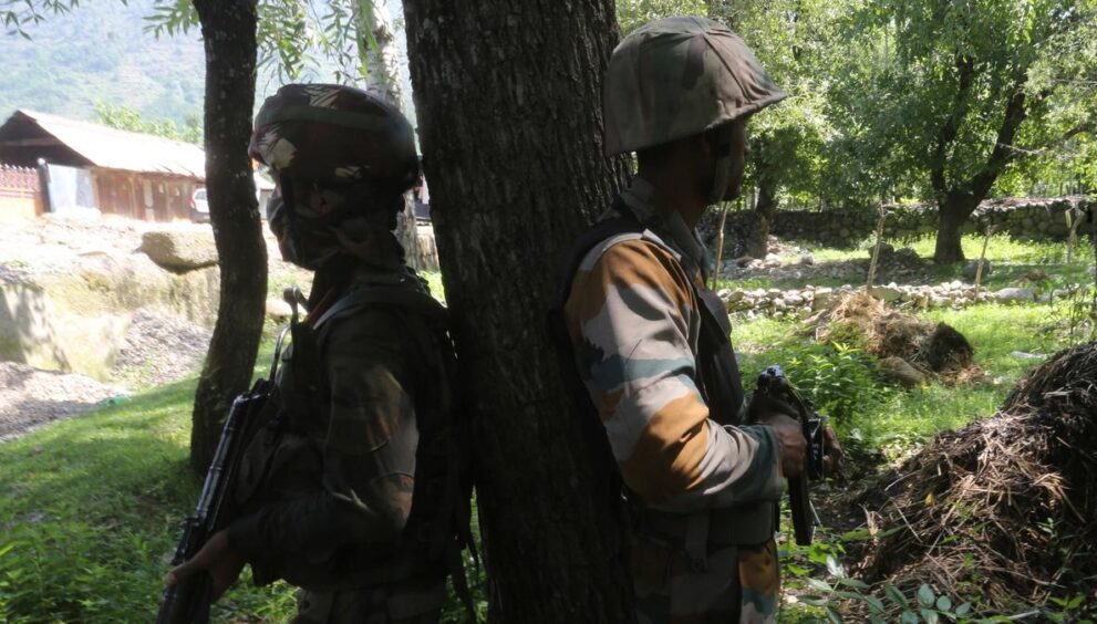 two-terrorists-killed-by-security-forces-in-jammu-and-kashmir’s-gurez-sector;-soldier-dies-in-kupwara