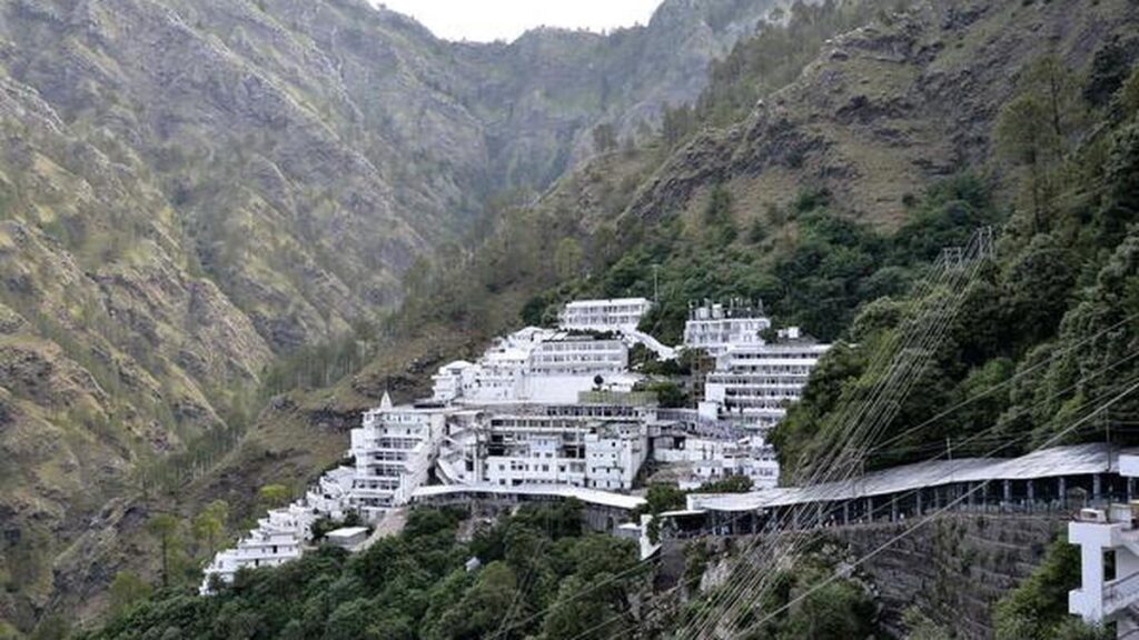 13-dead,-including-9-in-landslide-on-vaishno-devi-route