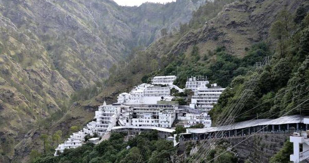 13-dead,-including-9-in-landslide-on-vaishno-devi-route