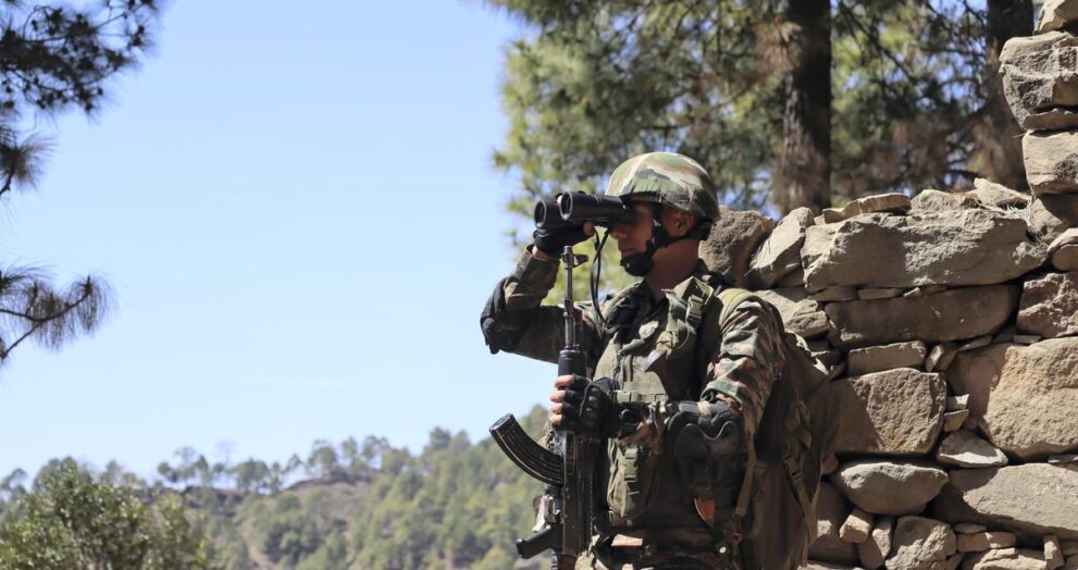 drones-sighted-near-loc-in-j&k’s-poonch,-search-operation-underway