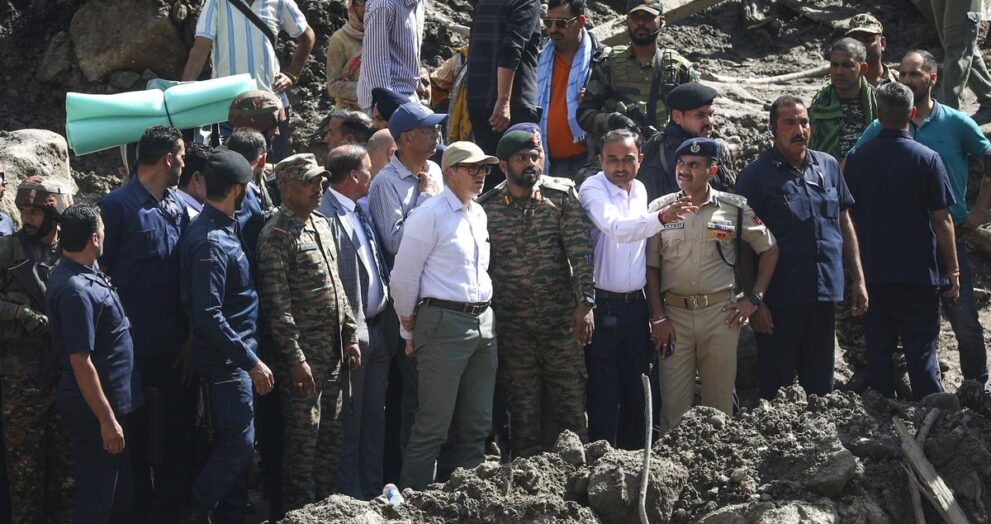 kishtwar-cloudburst:-j&k-cm-omar-abdullah-reaches-chasoti-village-to-assess-damage