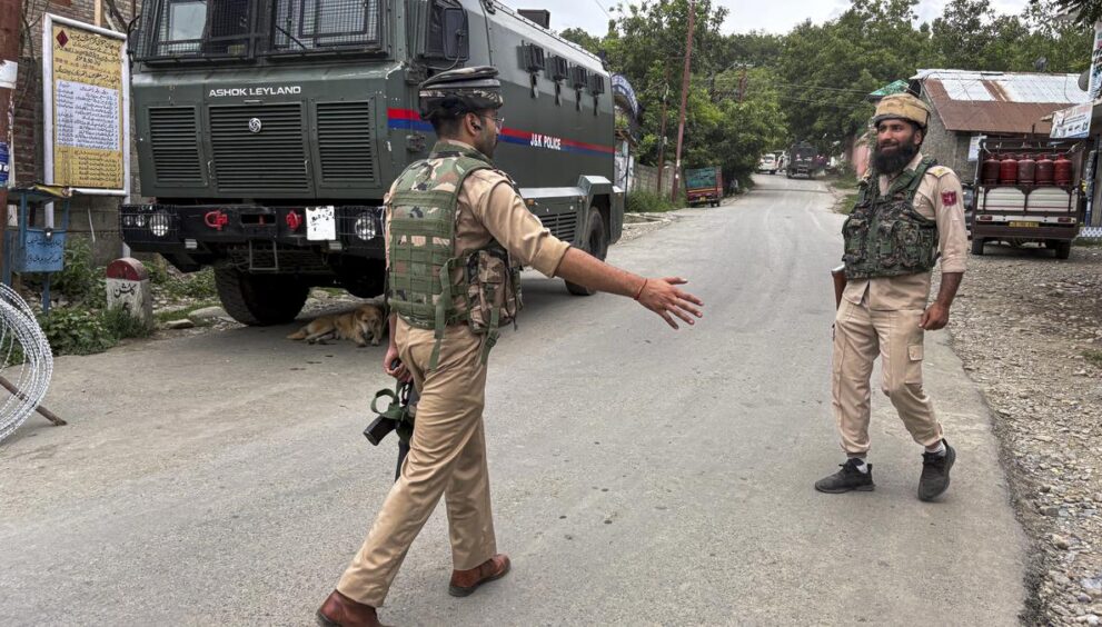 jammu-and-kashmir-police-searches-26-houses-in-massive-crackdown-on-terror-ecosystem-in-kishtwar