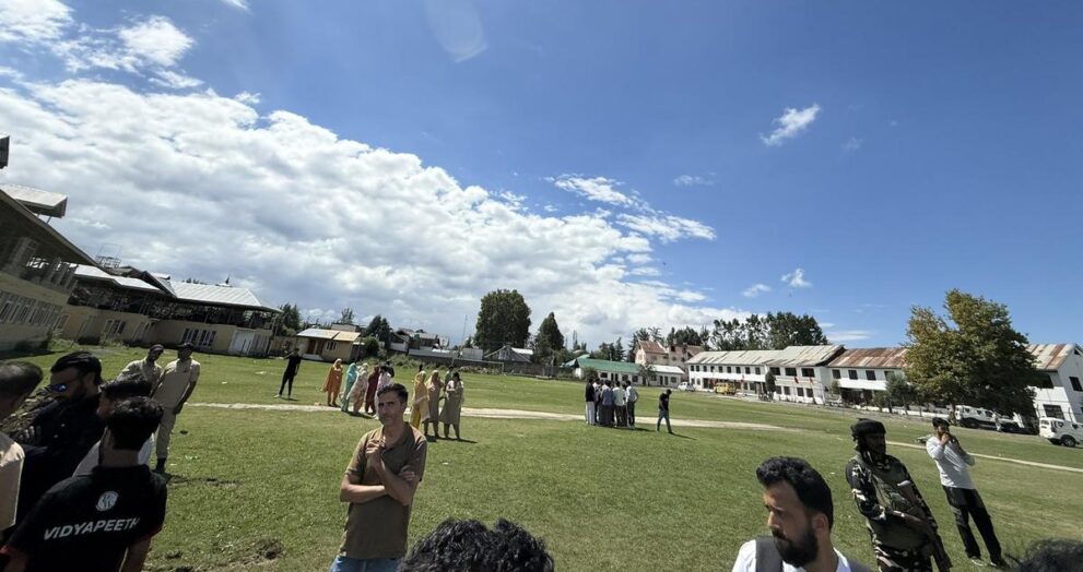 j&k-opposition-parties-express-dismay-over-constructing-police-martyrs’-building-on-70-year-old-playground-in-srinagar