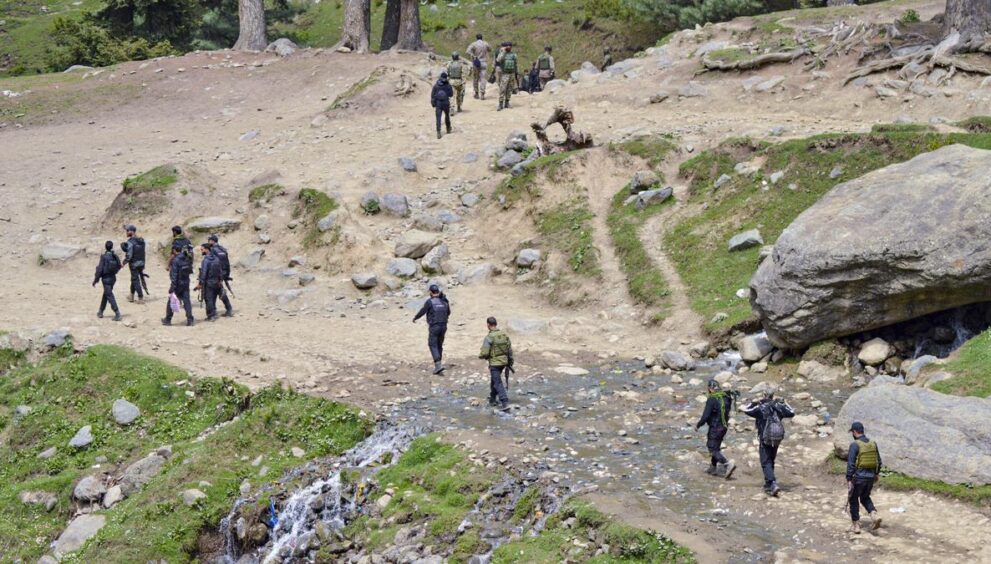 kulgam-resident,-who-‘helped’-pahalgam-attackers,-arrested-in-kashmir-valley:-officials