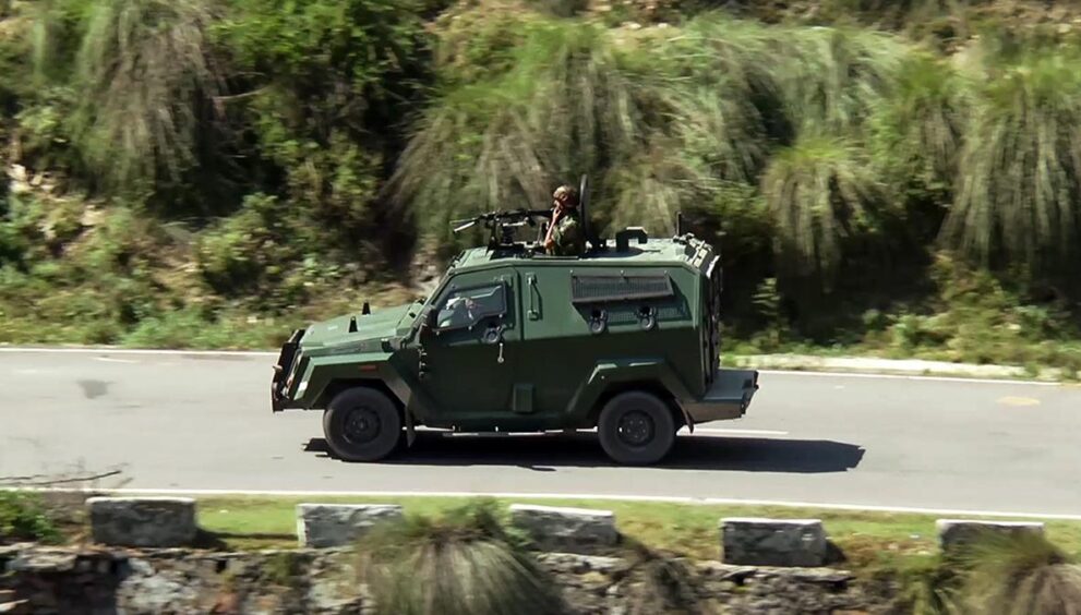 ‘chances-of-infiltration-high-along-loc-before-snowfall,-security-on-high-alert’:-bsf-kashmir-ig