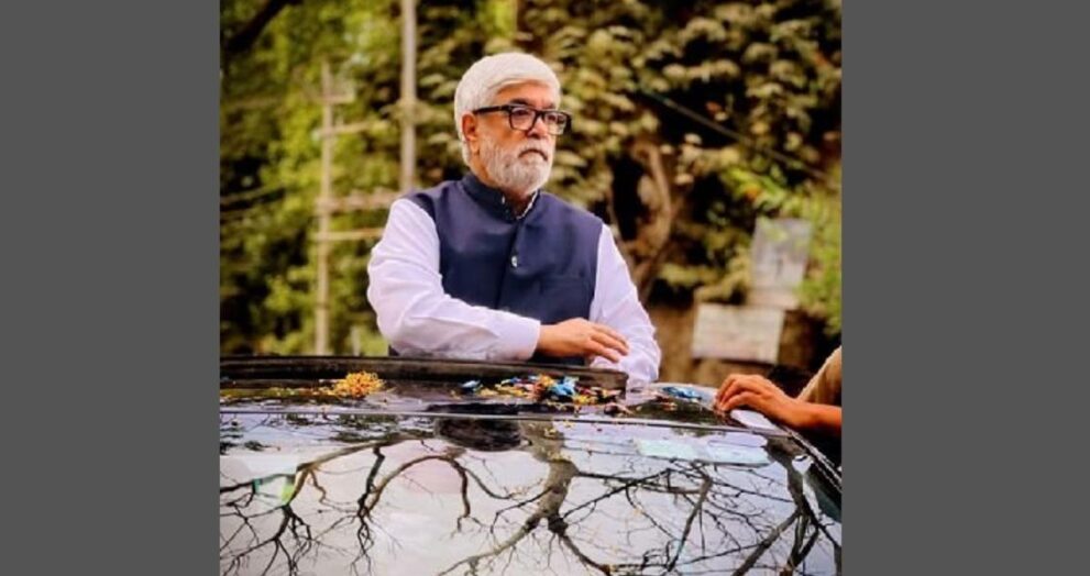 divided-by-politics:-three-‘aga’-candidates-lock-horns-for-budgam-bypoll