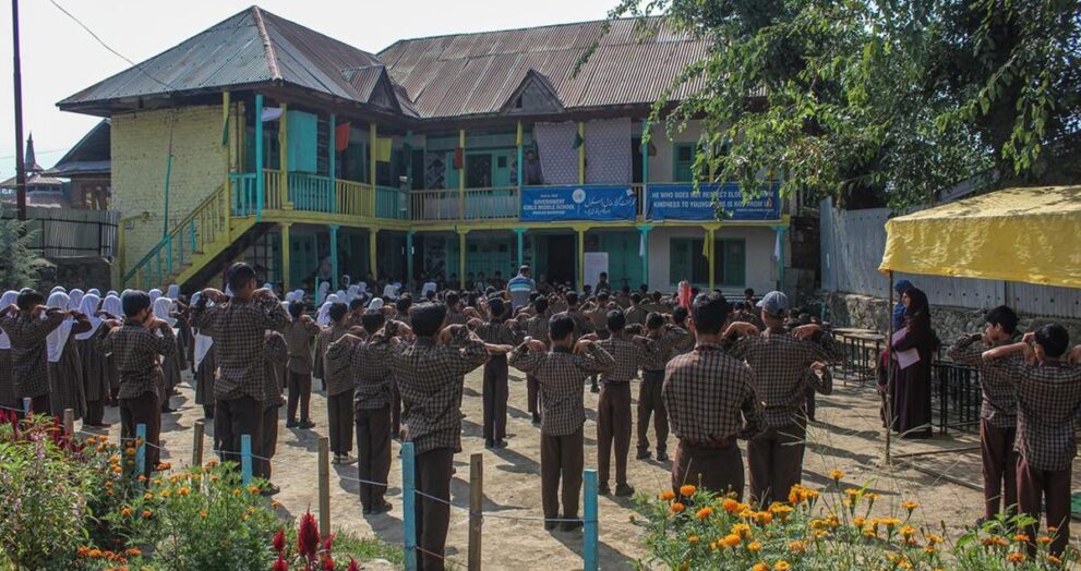 one-teacher’s-mission-revives-a-forgotten-school-in-kashmir’s bandipora