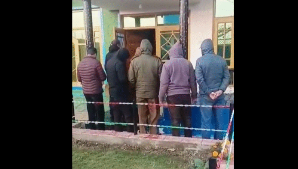 misuse-of-sim-cards-by-terror-operatives:-searches-at-various-places-in-kashmir-valley