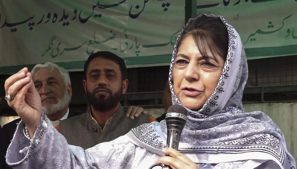 govt-promised-to-replace-stones-with-laptops,-but-kashmiri-youth-pushed-to-become-suicide-bomber:-mehbooba