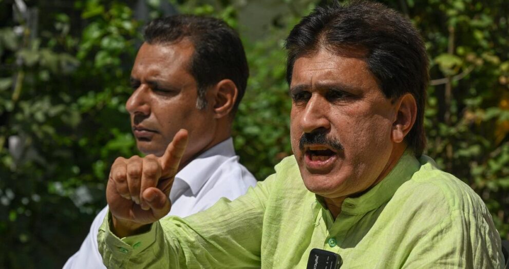 bjp-asks-j&k-cm-to-organise-anti-terror-rally-in-srinagar