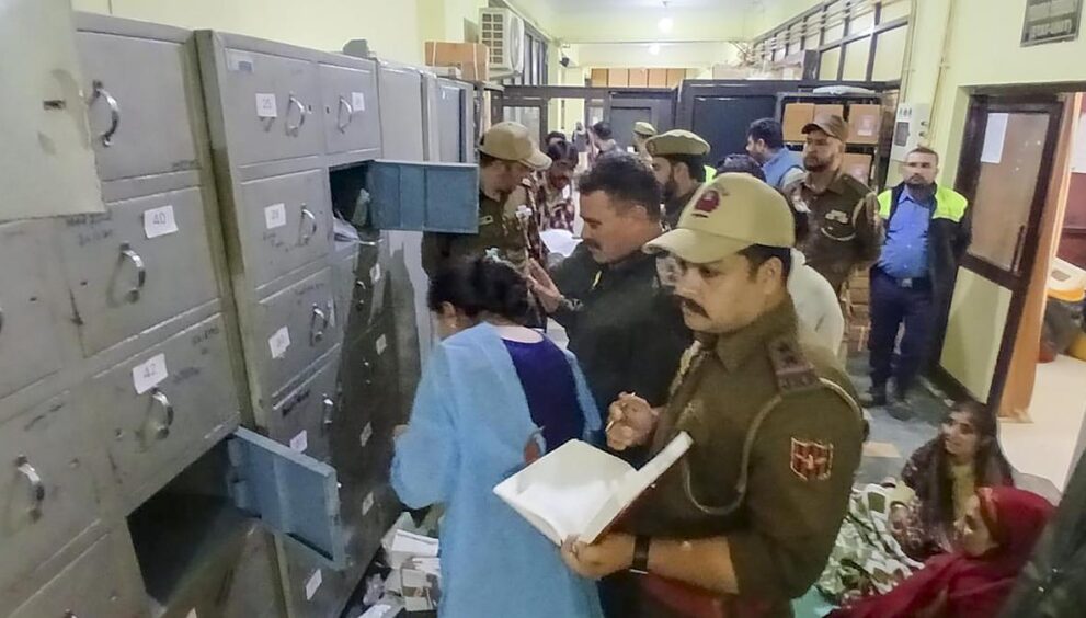 valley-wide-crackdown-on-hospital-lockers,-car-sellers-continue