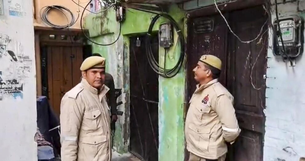 delhi-blast-probe:-nia-searches-nine-locations-in-jammu-and-kashmir,-uttar-pradesh
