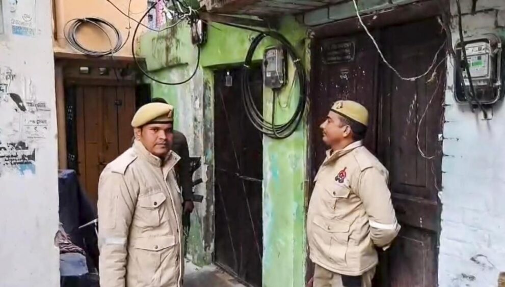 delhi-blast-probe:-nia-searches-nine-locations-in-jammu-and-kashmir,-uttar-pradesh