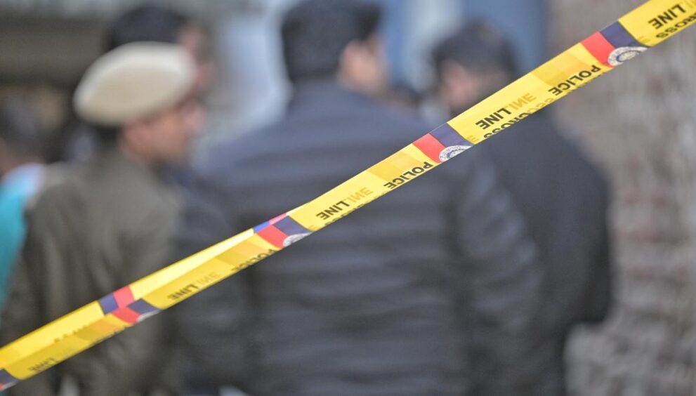 police-question-chinese-national-for-second-day,-as-low-budget-homestays-come-under-scanner-in-srinagar