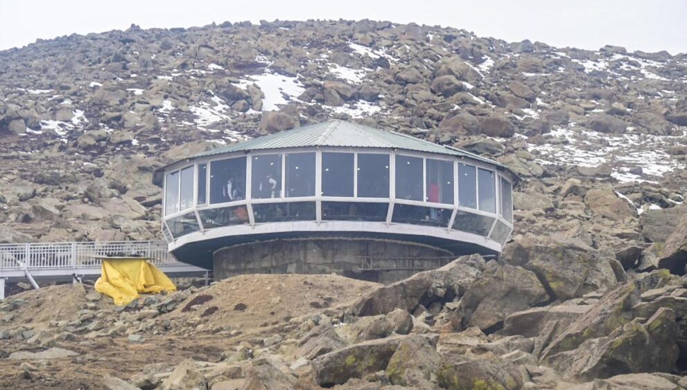 asia’s-longest-ski-drag-lift,-revolving-conference-hall-opened-in-gulmarg