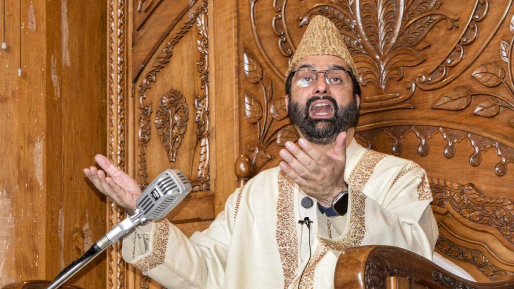 mirwaiz-umar-farooq-drops-‘hurriyat-chairman’-title-from-x-profile