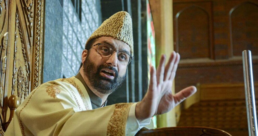 ‘pressed-by-authorities’,-mirwaiz-drops-hurriyat-chairman-title-from-x-bio