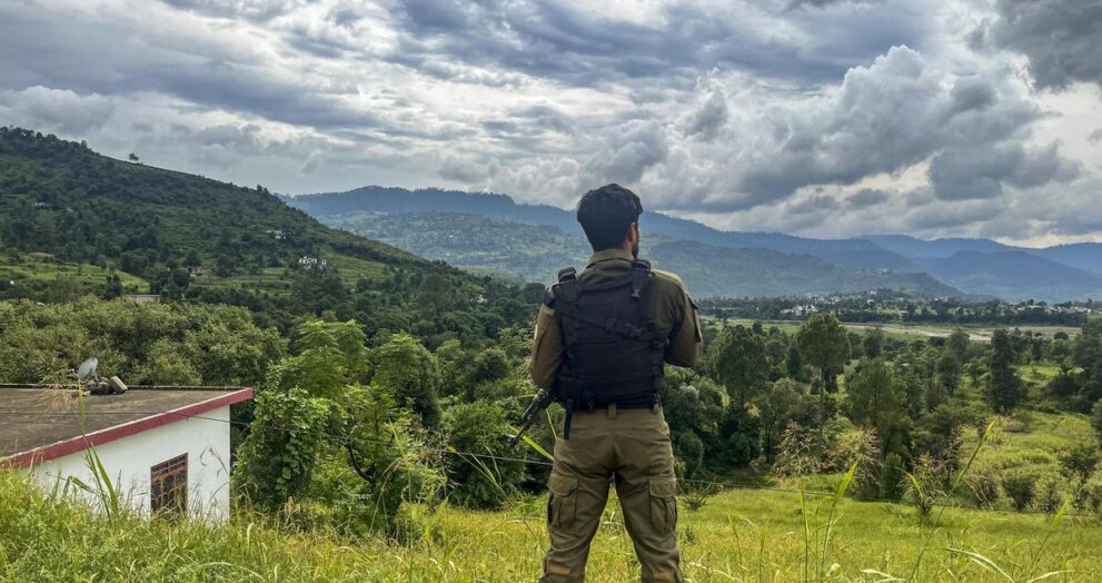 security-forces-launch-search-operations-in-kishtwar,-poonch-over-reports-of-possible-terrorist-movement