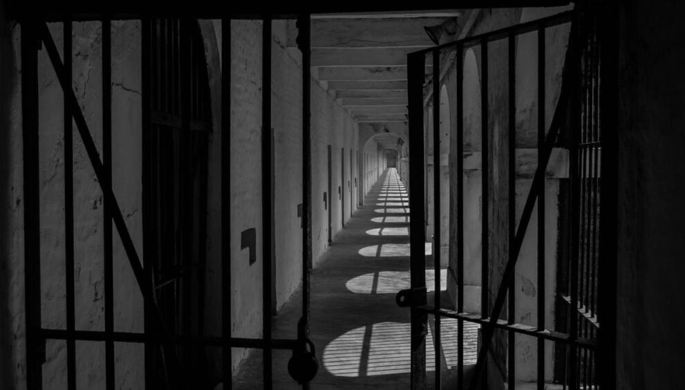 kupwara-custodial-torture-case:-eight,-including-six-policemen,-granted-bail