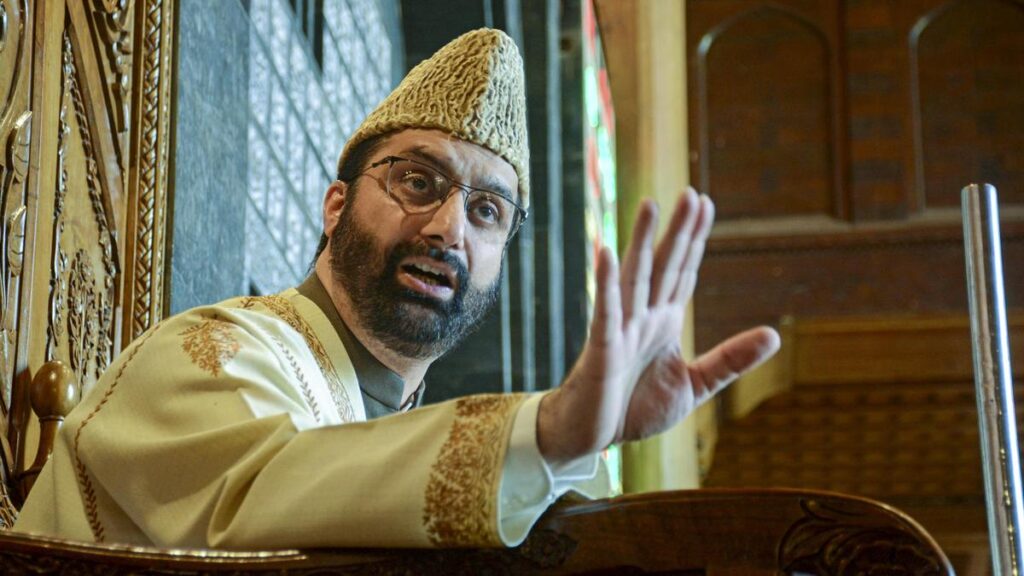 barred-from-jama-masjid,-mirwaiz’s-online-sermon-calls-for-‘dialogue-on-kashmir’