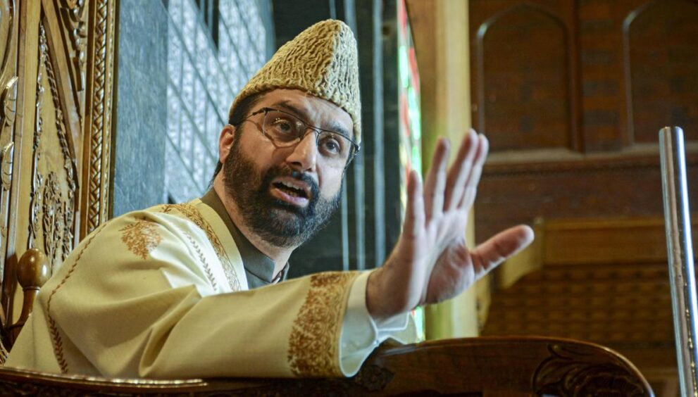 barred-from-jama-masjid,-mirwaiz’s-online-sermon-calls-for-‘dialogue-on-kashmir’
