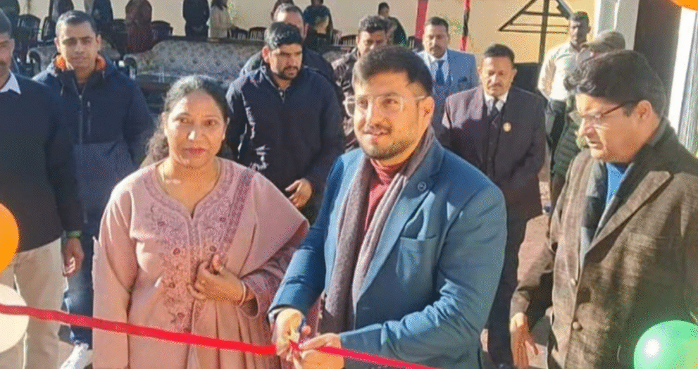 first-community-radio-station-along-loc-comes-up-in-j&k’s-rajouri