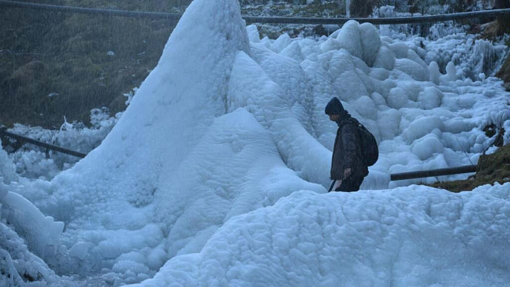 minimum-temperatures-across-kashmir-settle-above-seasonal-average