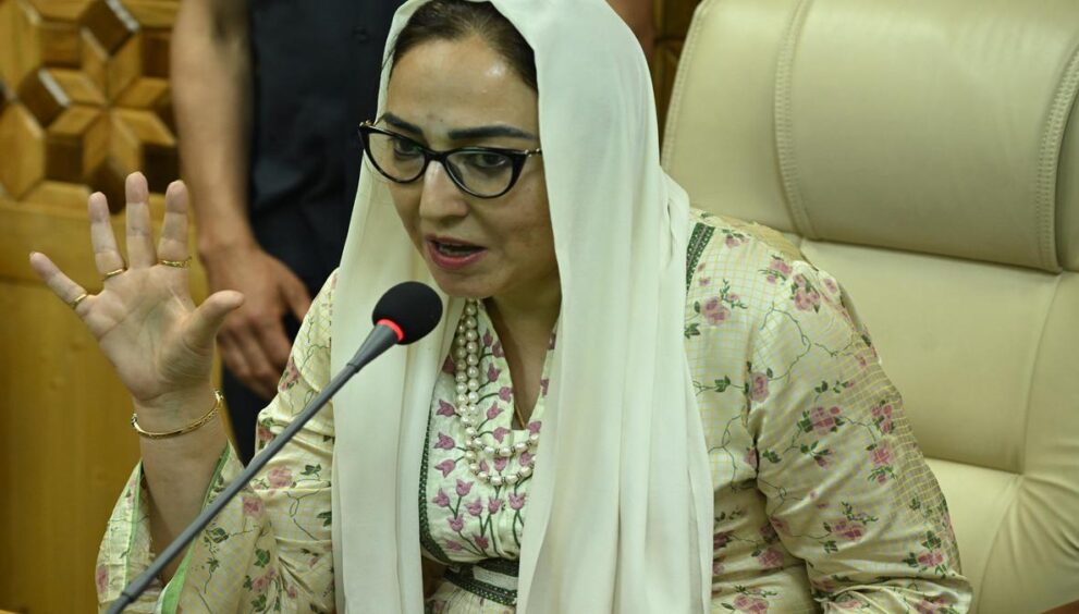 profiling-of-mosques-should-not-be-viewed-with-suspicion:-j&k-waqf-board-chairperson