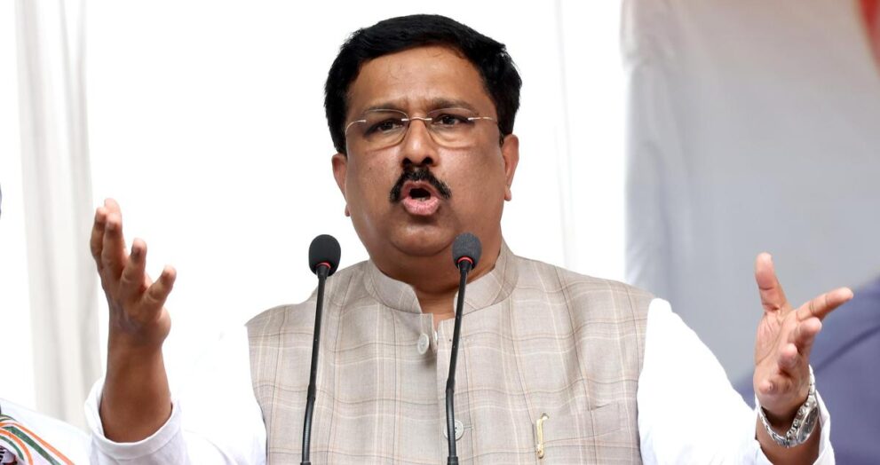 congress-flags-reports-of-journalists-being-summoned-in-j&k-over-‘routine-reporting’