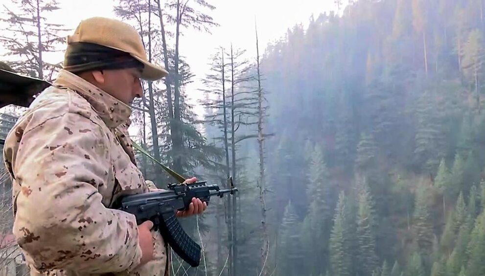 internet-services-suspended-as-anti-terror-operations-intensify-in-j&k’s-kishtwar