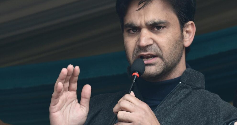 pdp’s-parra-introduces-‘j&k-reconciliation,-trauma-healing-and-dignity’-bill-in-assembly