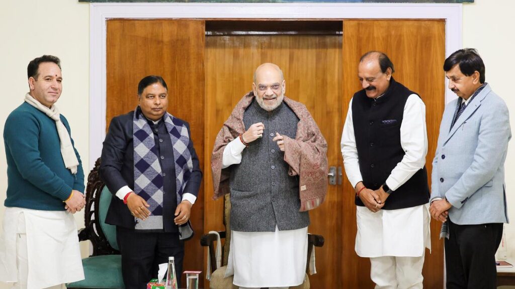 amit-shah-chairs-meeting-to-assess-development-projects-in-jammu-&-kashmir