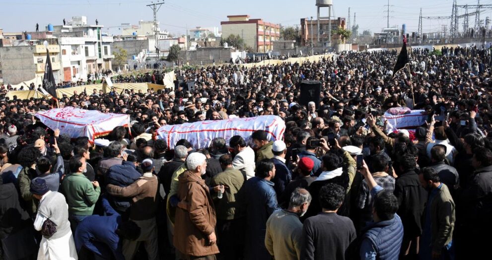 shia-muslims-hold-anti-pakistan-protests-in-j&k-over-blast-in-islamabad-mosque
