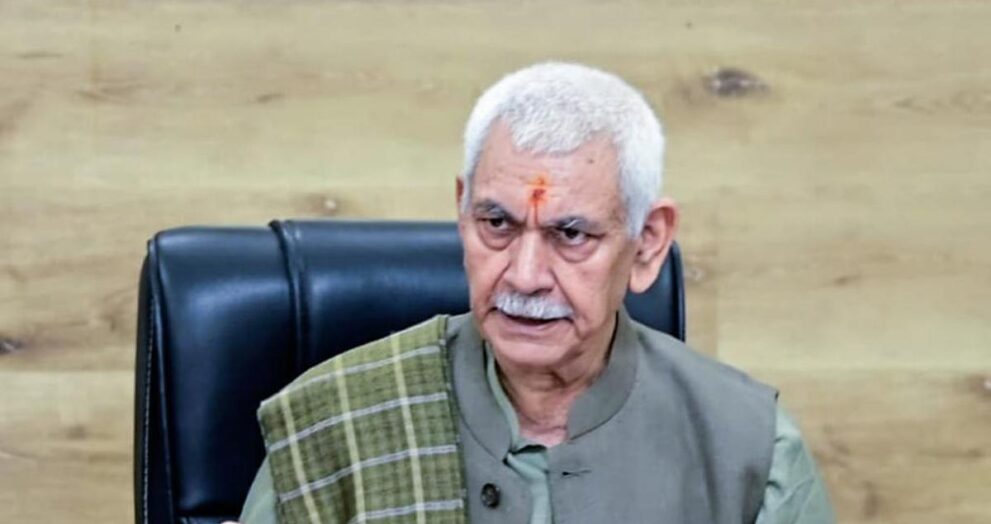 strike-decisively-against-terrorism,-jammu-and-kashmir-lieutenant-governor-tells-police