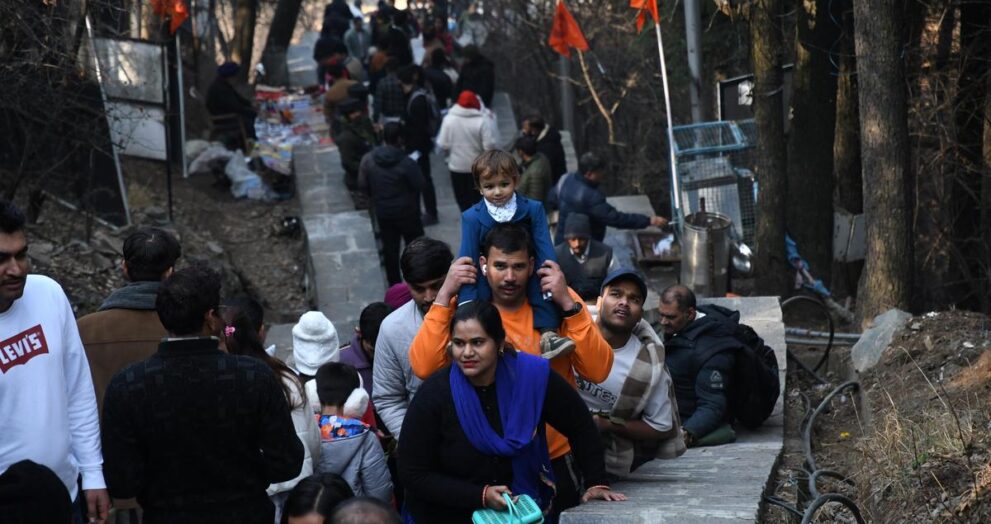 ‘herath’-celebrated-by-displaced-kashmiri-pandits-as-muslims-recall-shared-traditions