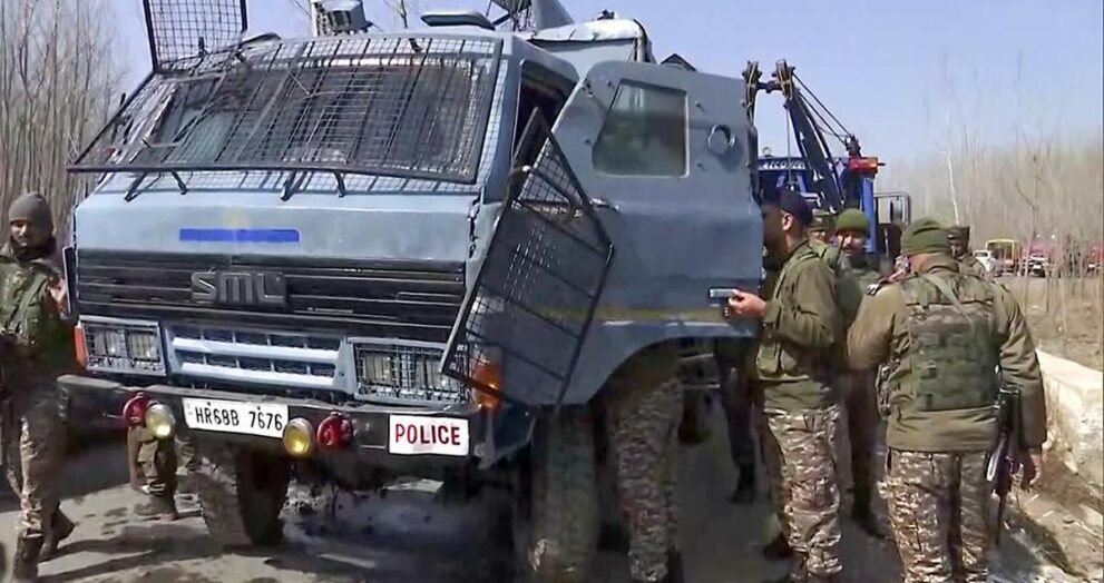 9-crpf-personnel-injured-as-vehicle-falls-into-river-in-srinagar