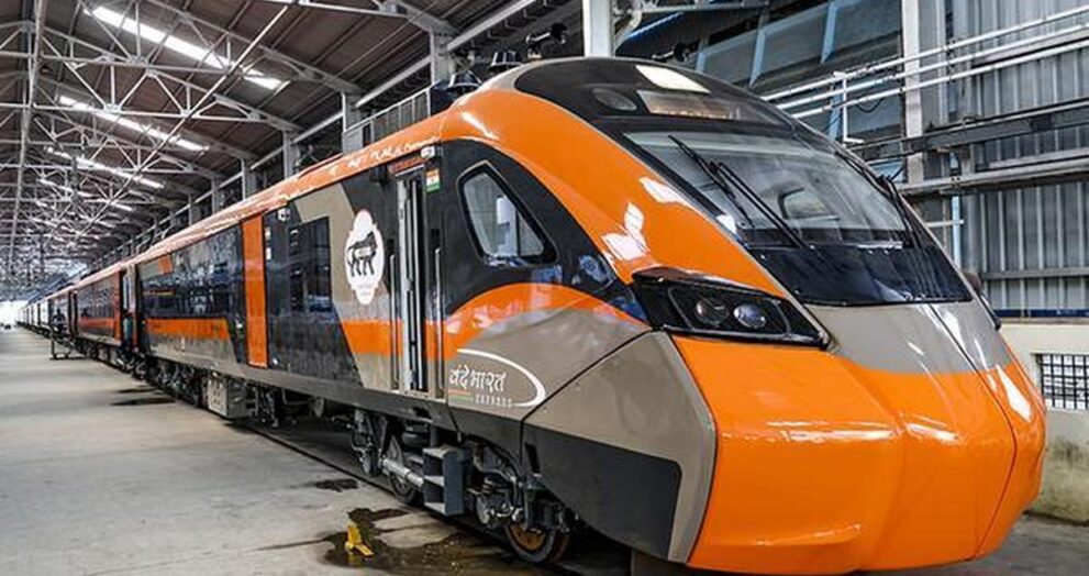 railway-board-puts-vande-bharat-jammu-srinagar-extension-on-hold:-official