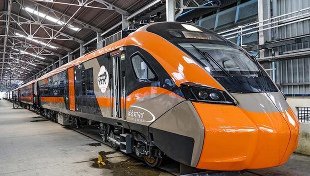 railway-board-puts-vande-bharat-jammu-srinagar-extension-on-hold:-official