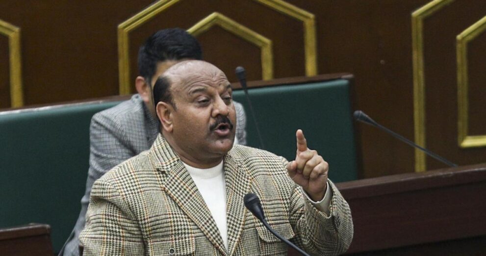 acb-carries-out-searches-at-residence-of-brother-of-deputy-cm-in-jammu