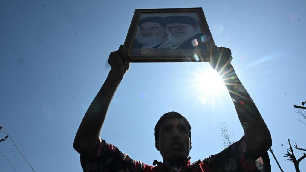 j&k-police-lodge-fir-against-kashmir-mp-ruhullah,-former-srinagar-mayor-mattu