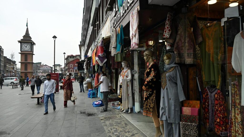 curbs-in-kashmir-over-protests-against-khamenei’s-killing-lifted