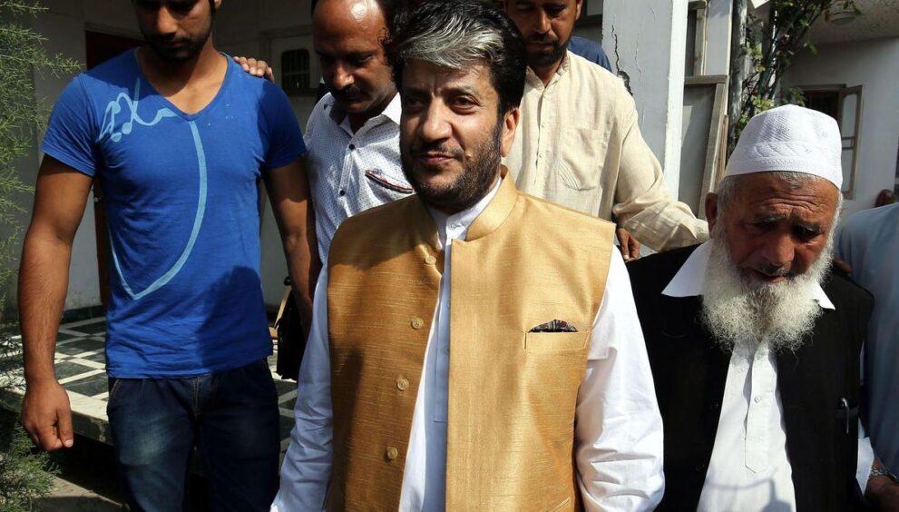 terror-funding-case:-supreme-court-grants-bail-to-kashmiri-separatist-leader-shabir-ahmed-shah