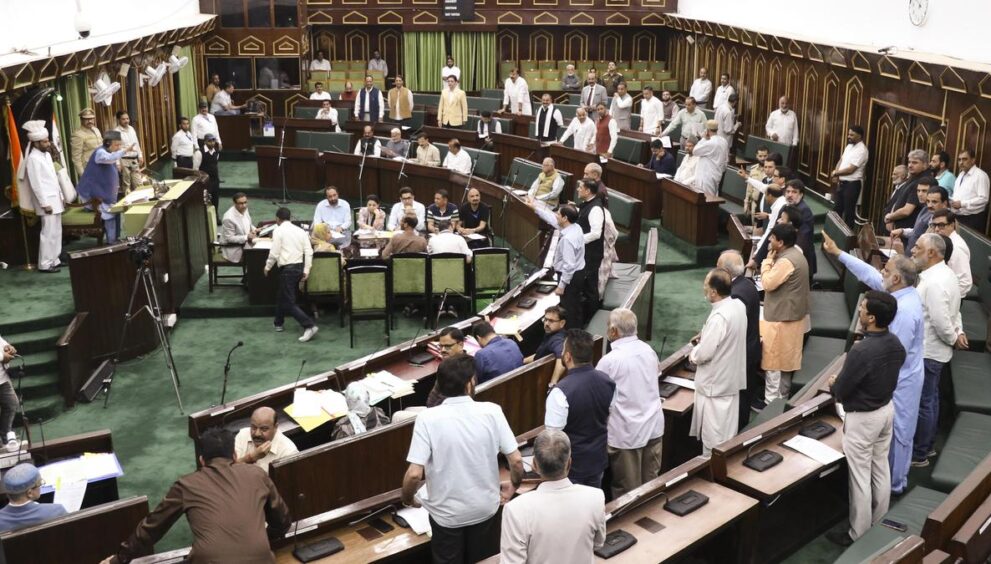 j&k-house-condemns-attack-on-abdullah;-minister-itoo-questions-silence-of-police,-home-dept.