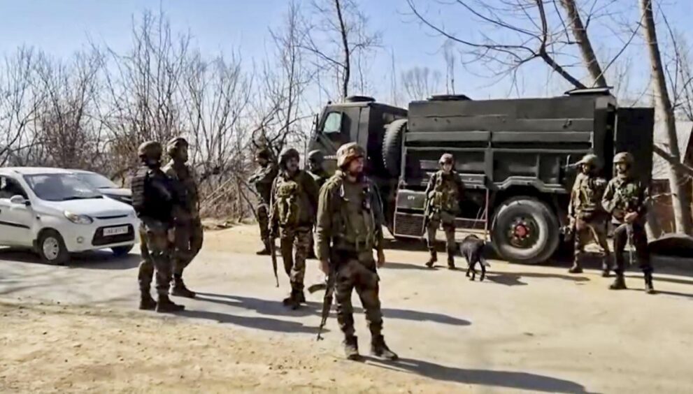 terrorist-killed-in-ongoing-ganderbal-operation-in-kashmir:-army