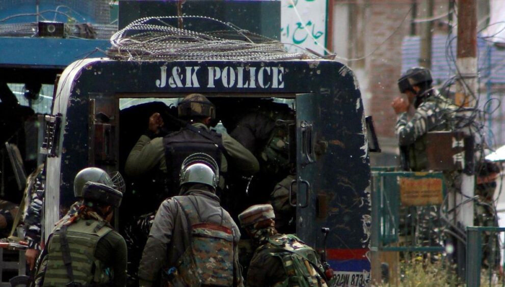 box-fitted-with-two-grenades-recovered-in-j&k’s-rajouri,-area-cordoned-off