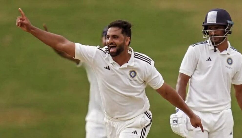 j&k’s-auqib-nabi-makes-ipl-debut