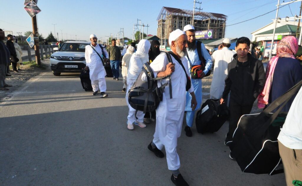 j&k-hajj-pilgrims-to-depart-from-april-18-under-cloud-of-west-asia-conflict