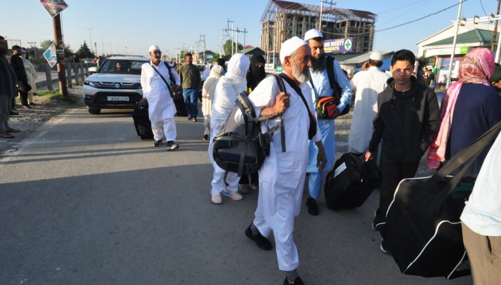 j&k-hajj-pilgrims-to-depart-from-april-18-under-cloud-of-west-asia-conflict