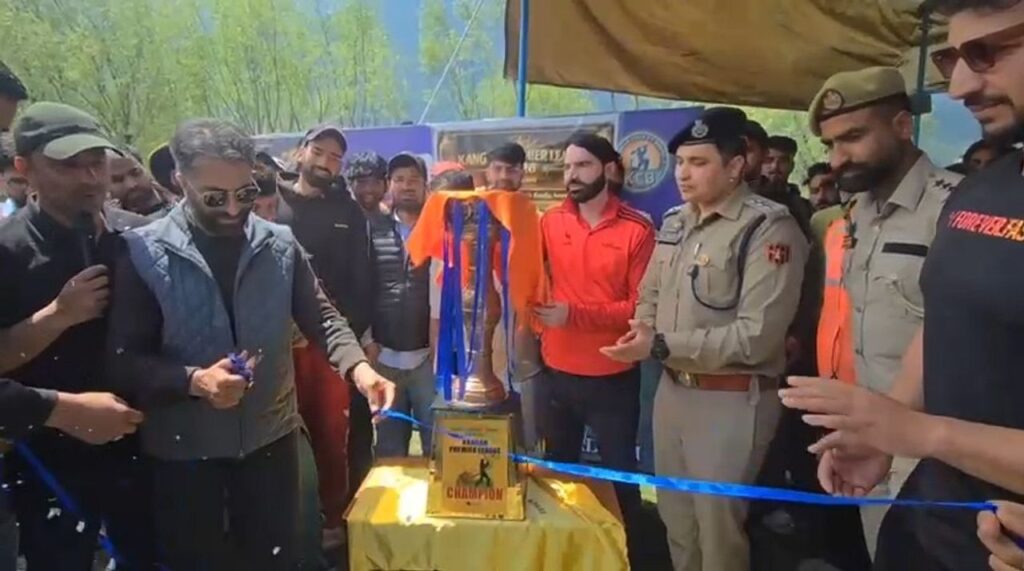 kangan-premier-league-2026-kicks-off-at-sheikh-ul-alam-stadium;-mla-mian-mehar-ali-in-attendance